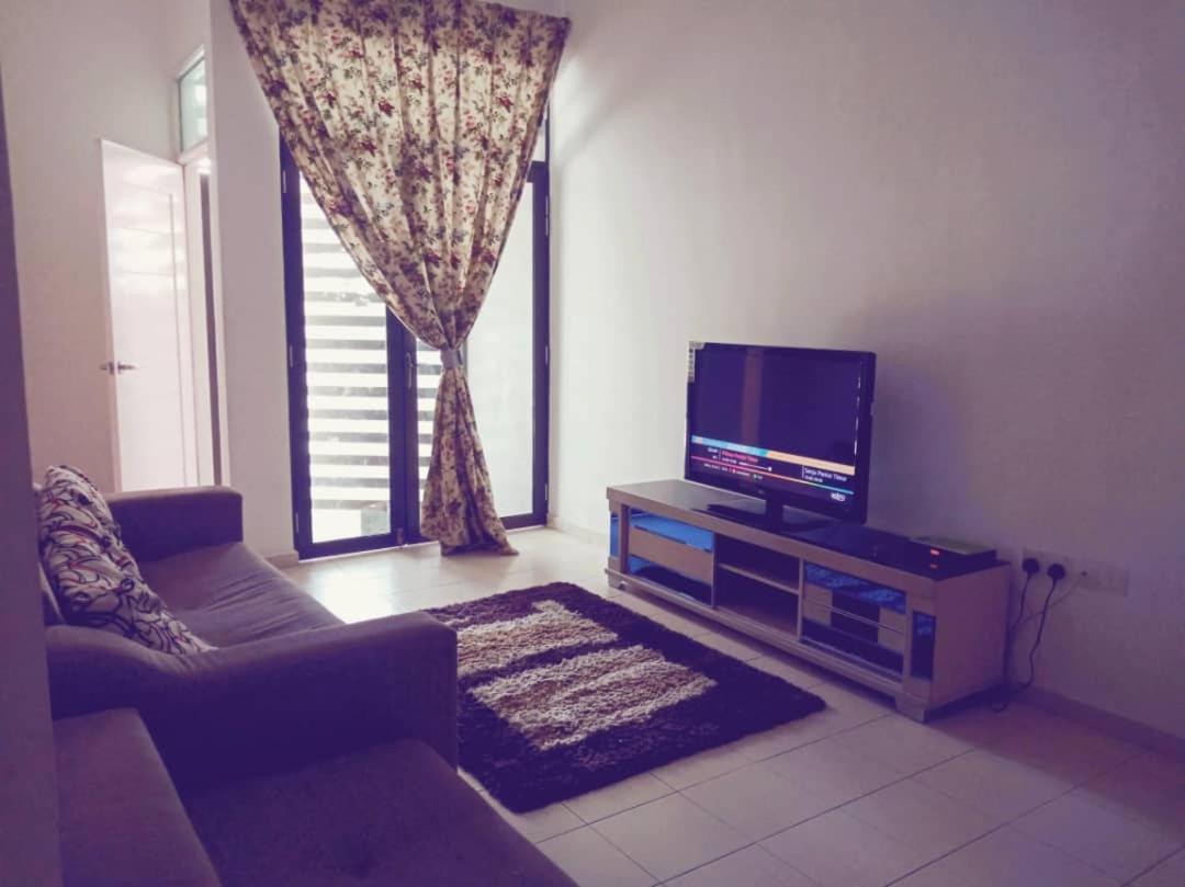Pok Su Homestay Balok Kuantan Exterior photo